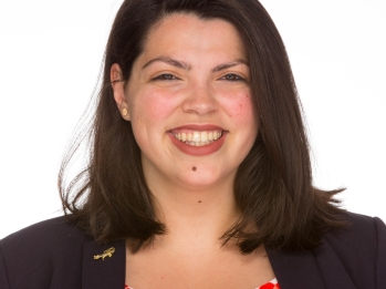 Bio: Erica Aguiar Headshot