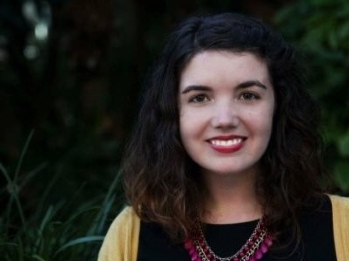 Bio: Cara Snider Headshot